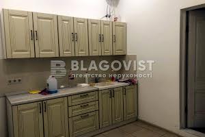 коммерческая по адресу Малая Житомирская ул., 5
