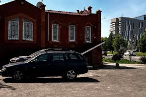 комерційна за адресою Польова вул., 4