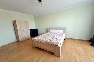 квартира по адресу Самчука ул. (Молодої Гвардії), 33