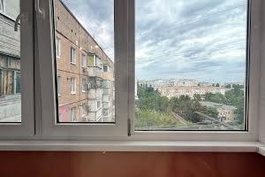 квартира за адресою Державності вул., 111