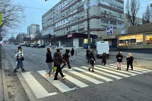 комерційна за адресою Олександра Поля просп. (Кірова), 42