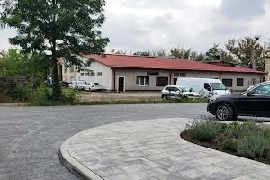 комерційна за адресою Залізнична вул., 7