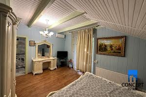 будинок за адресою с. Орлівщина, крива, 8