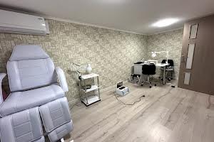 комерційна за адресою Лісківська вул., 37