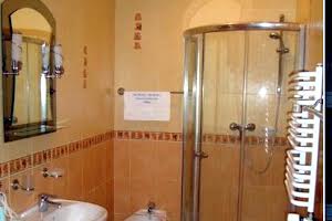 комерційна за адресою Бориславська вул., 21