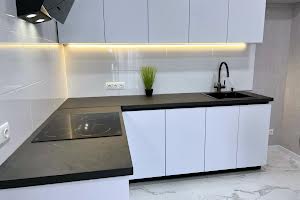 квартира за адресою Краснова вул., 3