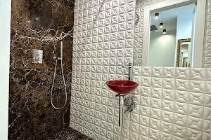 квартира за адресою Літературна вул., 12 а