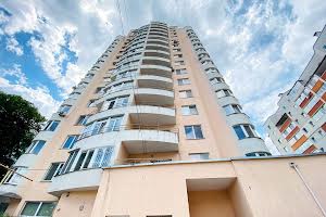 квартира за адресою Водопровідна вул., 75/2