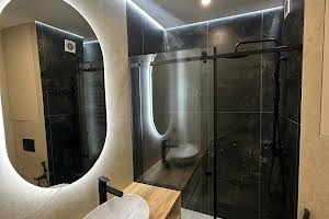 квартира за адресою Степана Бандери вул., 6