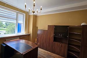 комерційна за адресою Лугова вул., 13