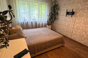 квартира за адресою Євгена Танцюри вул., 64