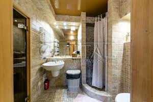 будинок за адресою Курортна вул., 9