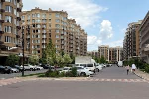 комерційна за адресою Молодіжна вул., 10