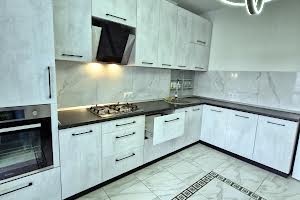 квартира за адресою Залізнична, 23