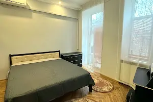 квартира за адресою Якова Остряниці вул., 16