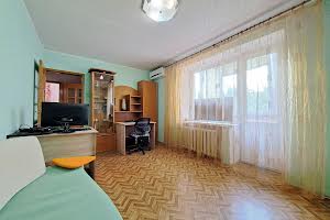 квартира за адресою Калинова вул., 45