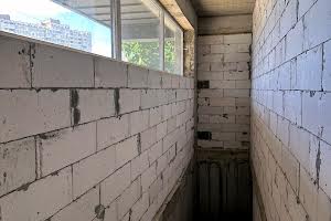 комерційна за адресою Ревуцького вул., 35а