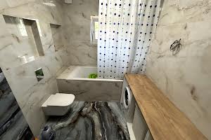 дом по адресу с. Иванковичи, Нова, 1
