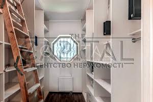будинок за адресою Лугова вул.