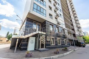 коммерческая по адресу Патриарха Мстислава Скрипника ул., 40