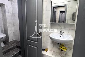 комерційна за адресою Київ, Костельна вул., 9