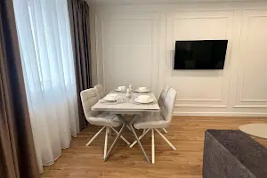 квартира за адресою Височана вул., 18