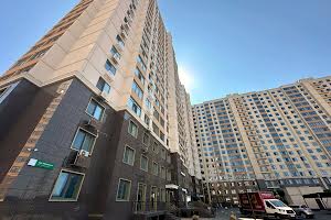 квартира за адресою Перлинна вул., 8