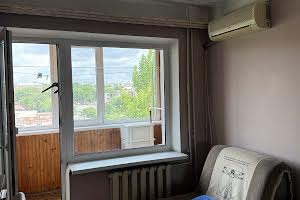квартира за адресою Шкільна вул. (Героїв Сталінграда), 34