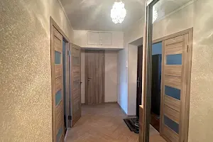 квартира за адресою Космонавтів вул., 26