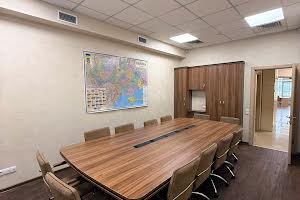 комерційна за адресою Сімферопольська вул., 11