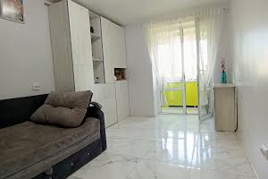 квартира за адресою Микулинецька вул., 116