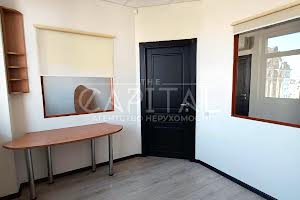 комерційна за адресою Спаська вул., 5
