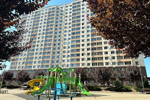 квартира за адресою Перлинна вул., 8