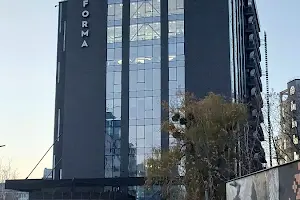 комерційна за адресою Короленківська вул., 3