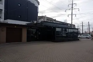 коммерческая по адресу Закарпатская ул., 34