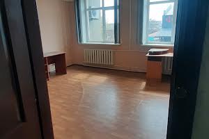 комерційна за адресою Мала Гончарівська вул., 28/30