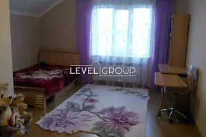 будинок за адресою Місячна вул., 11