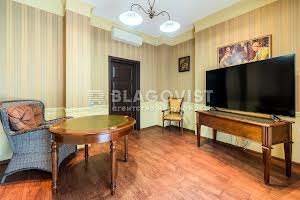 будинок за адресою лісова, 1