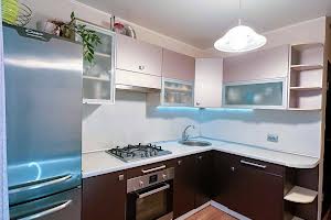 квартира за адресою Киргизька, 3