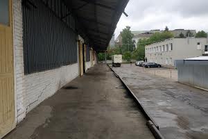 комерційна за адресою Індустріальна вул., 2
