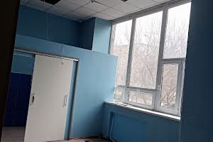комерційна за адресою Центральний бульв., 25