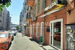 коммерческая по адресу Малая Житомирская ул., 5
