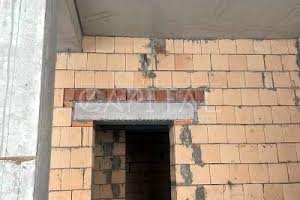 комерційна за адресою Броварський, 10