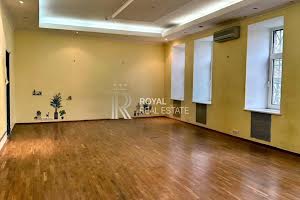 коммерческая по адресу Михайловская пл., 12б