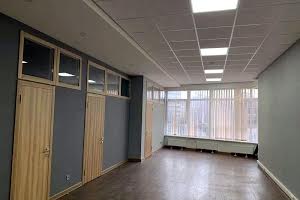 комерційна за адресою Кловський узвіз, 7-А