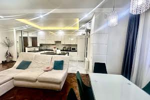 квартира за адресою Героїв Крут вул., 3