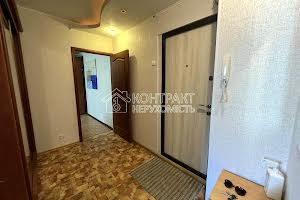 квартира за адресою Поздовжня вул., 3б