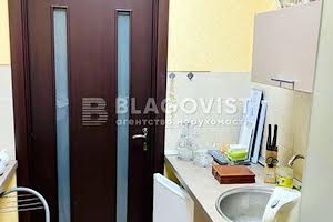 коммерческая по адресу Верхогляда Андрія, 2