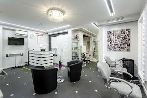 комерційна за адресою Вишгородська вул., 45