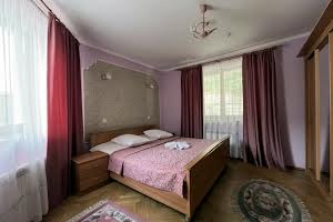 комерційна за адресою Свободи вул., 310